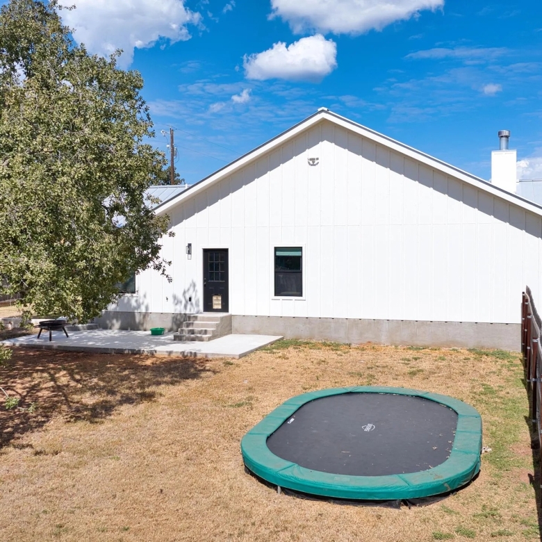 3411 CONCHO TRAIL