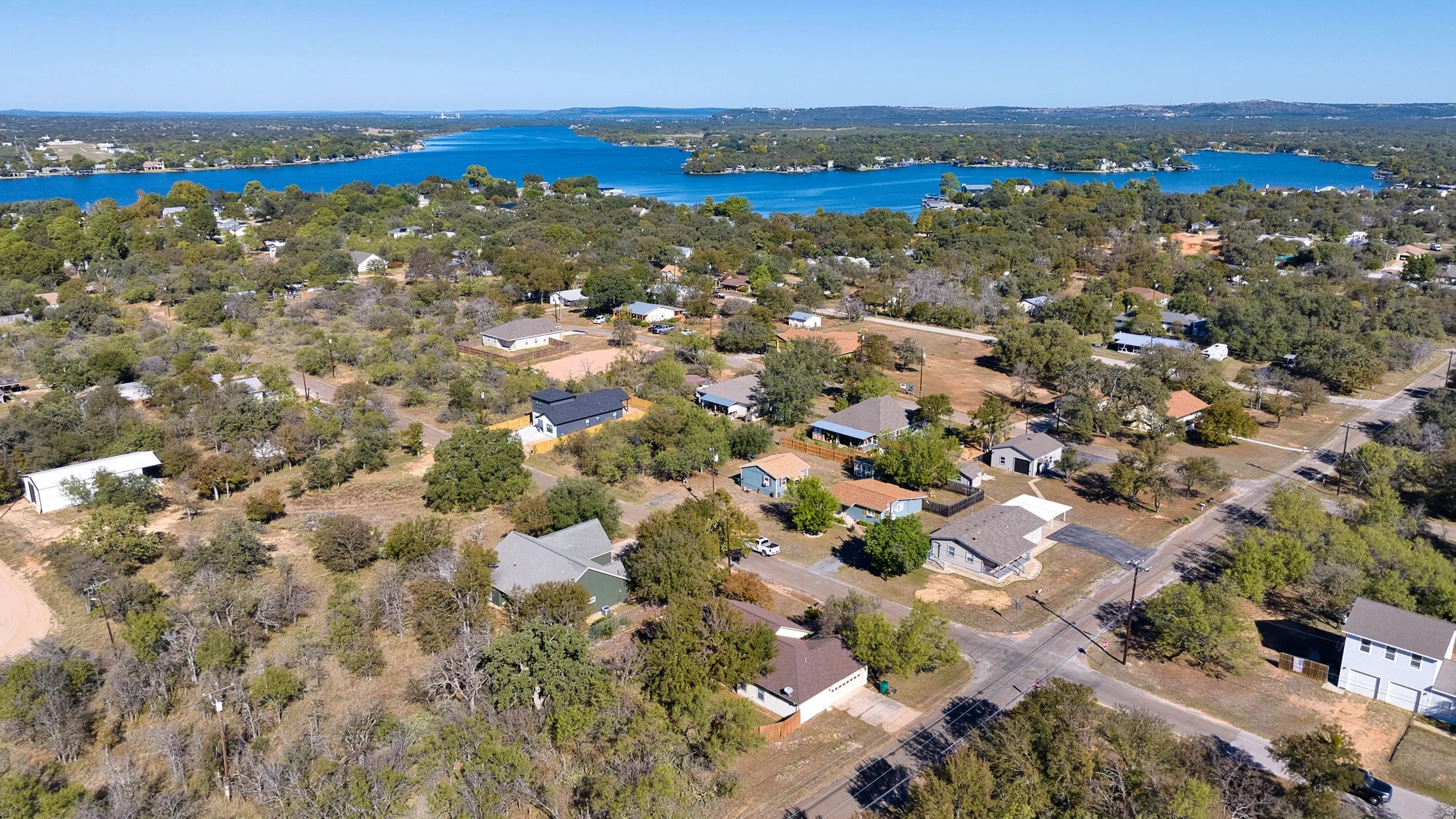 08-DJI_20251105090316_0006_D 201 SOUTHWOOD