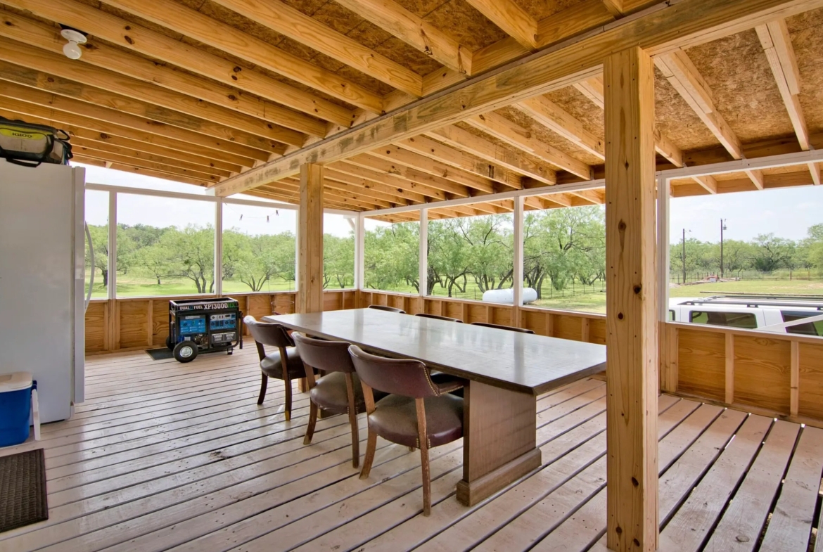 243 E FLAG CREEK RANCH RD