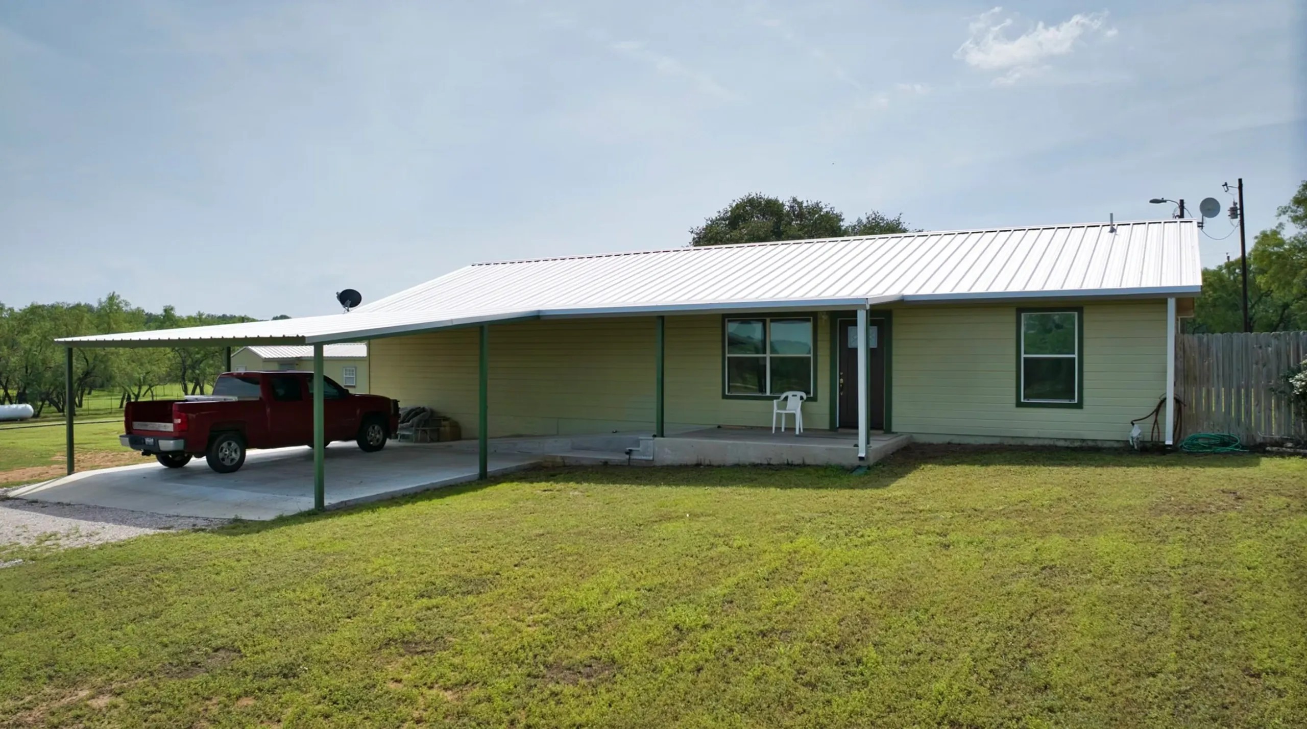 243 E FLAG CREEK RANCH RD