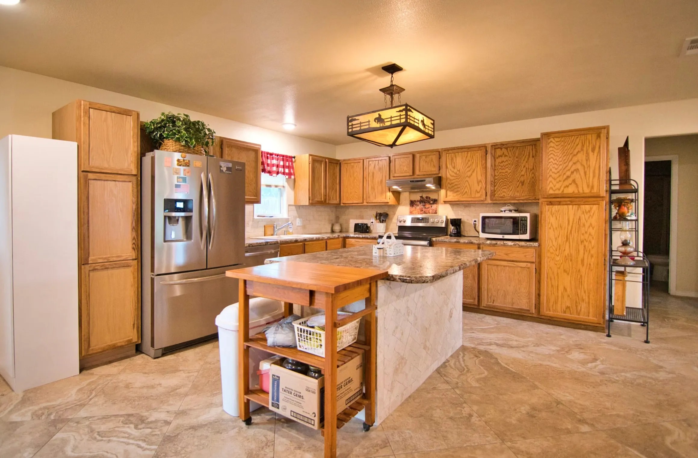 243 E FLAG CREEK RANCH RD