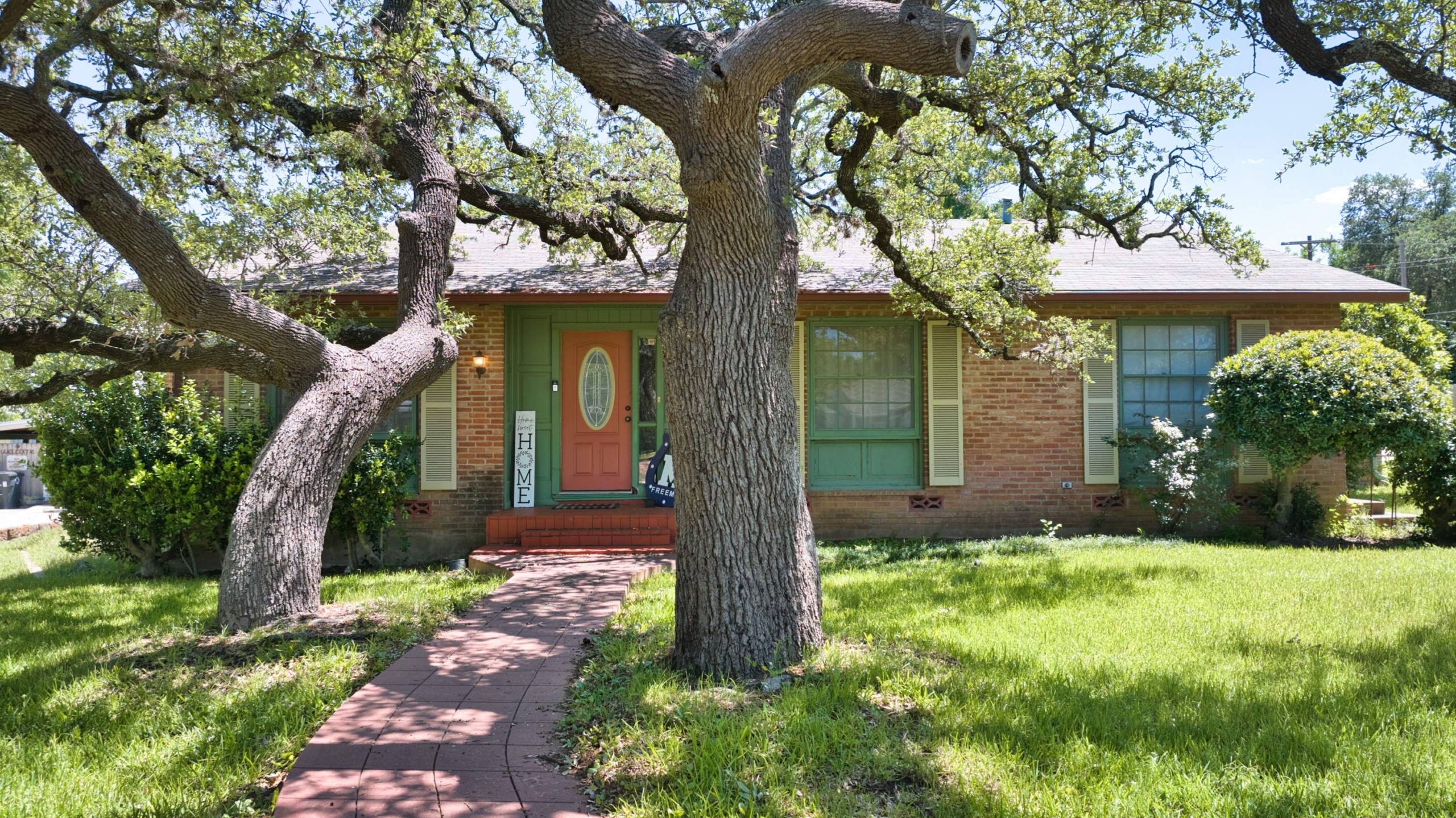 325 E Rainey Mason, TX
