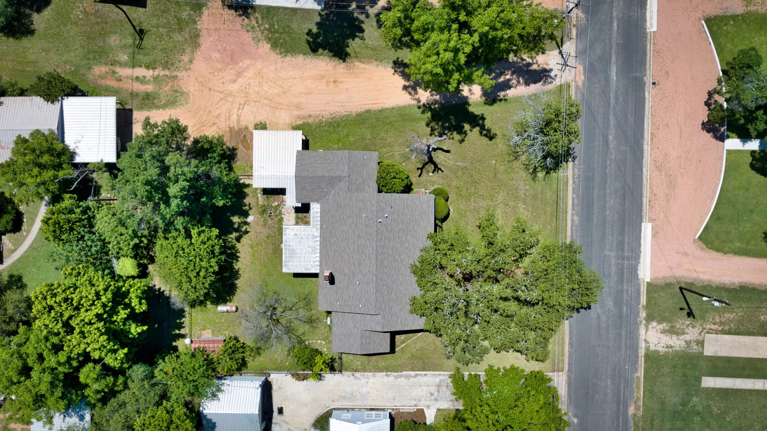 325 E Rainey Mason, TX