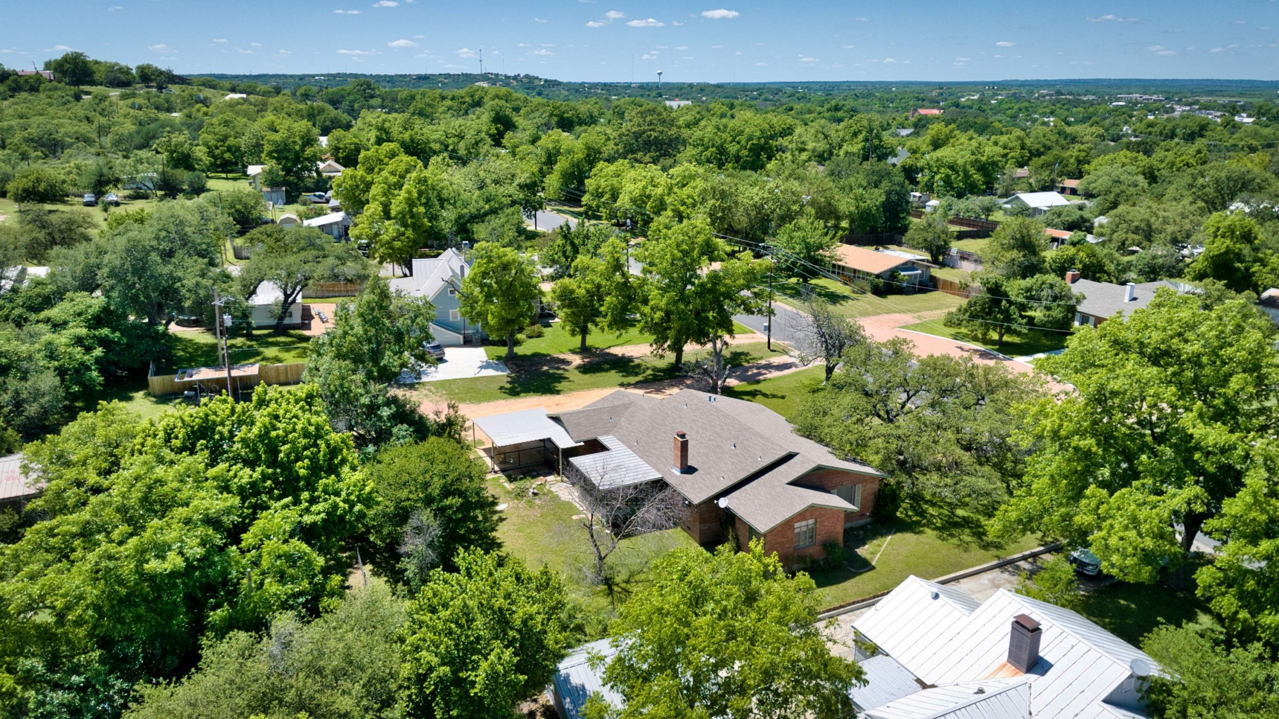 325 E Rainey Mason, TX