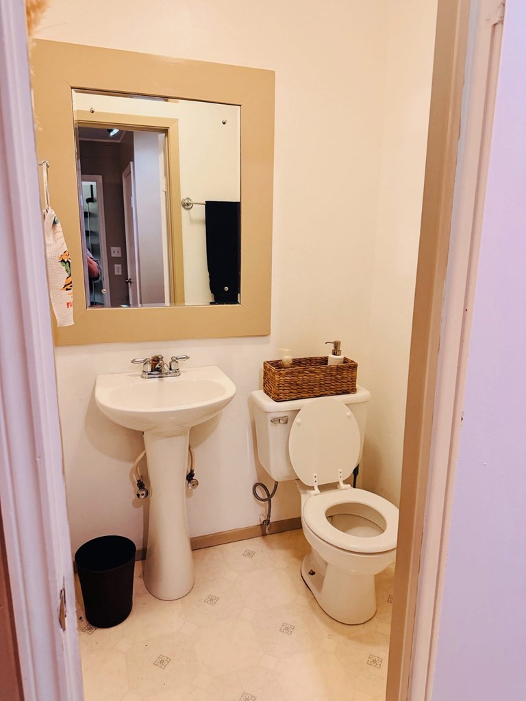 325 E Rainey Mason, TX