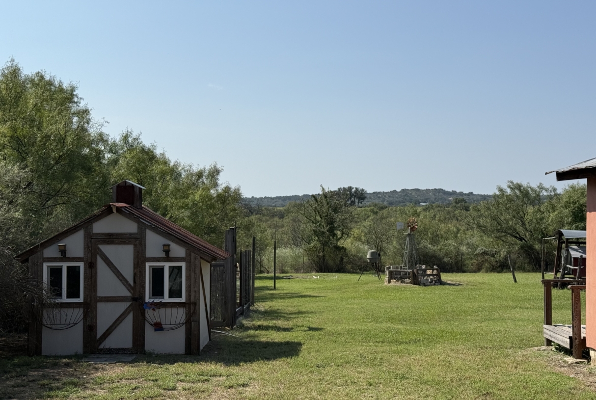 1385 Old Mill Creek Road Mason, TX