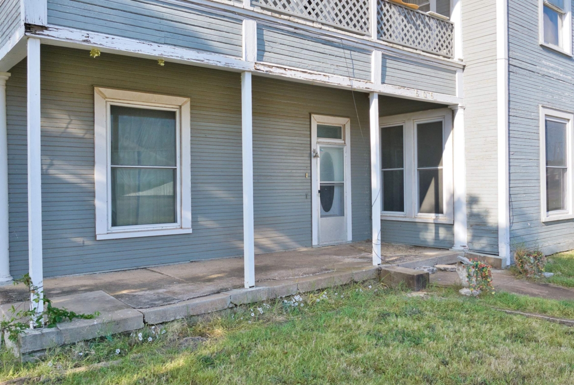 505 Ft. McKavitt Street