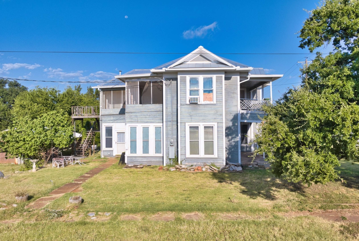 505 Ft. McKavitt Street