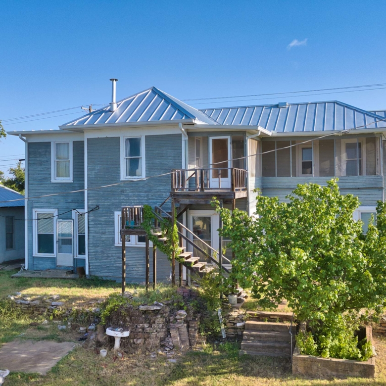 505 Ft. McKavitt Street